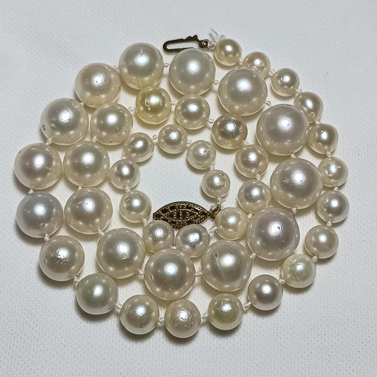 South Sea Pearls 353.15 Carat Hirco Lab Certified 0600012515